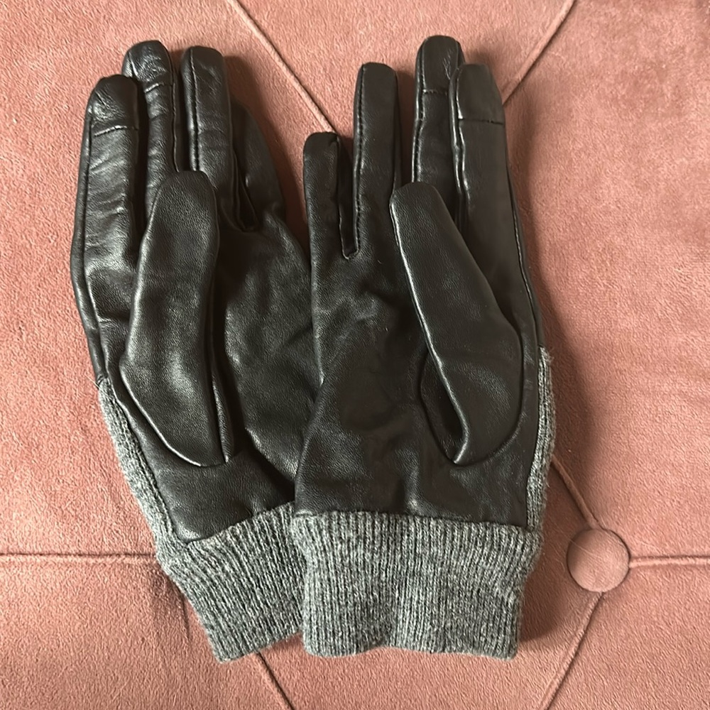 Leather Gloves with touch pads